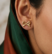 Bow design fashion accessory