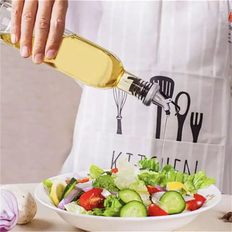 Kitchen oil storage bottle